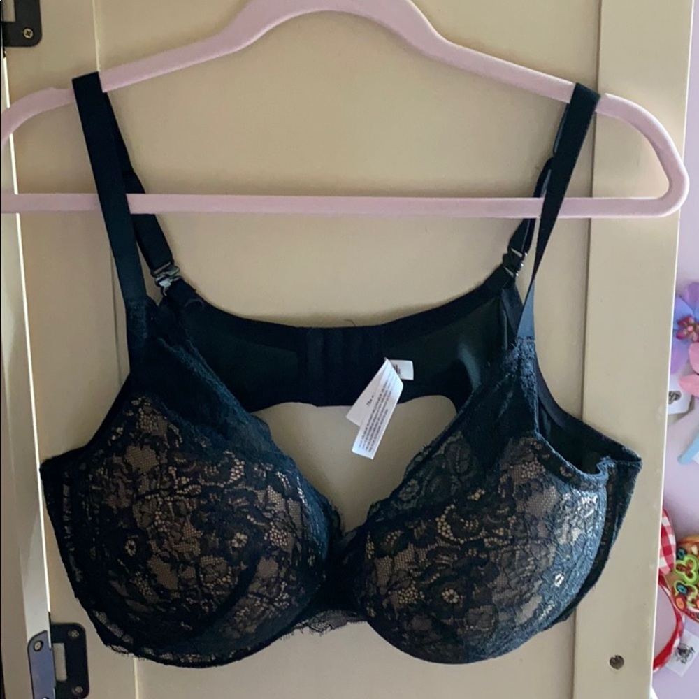 Black Lace Bra 42 D- LIGHTLY USED
